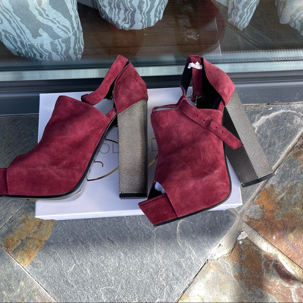 DOLCE VITA Juliet Platform T-Strap Suede Ultra High Heel Mules Sandal Suede 7.5
